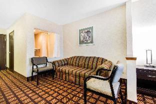 Room #34042314 at Quality Inn Monee I-57