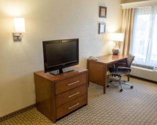 Room #49401111 at Comfort Inn Hammond