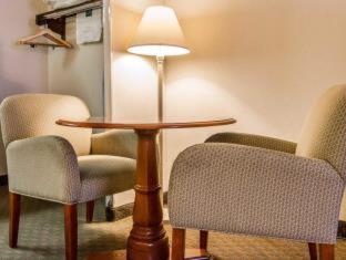 Room #48956703 at Quality Inn Savannah Historic District