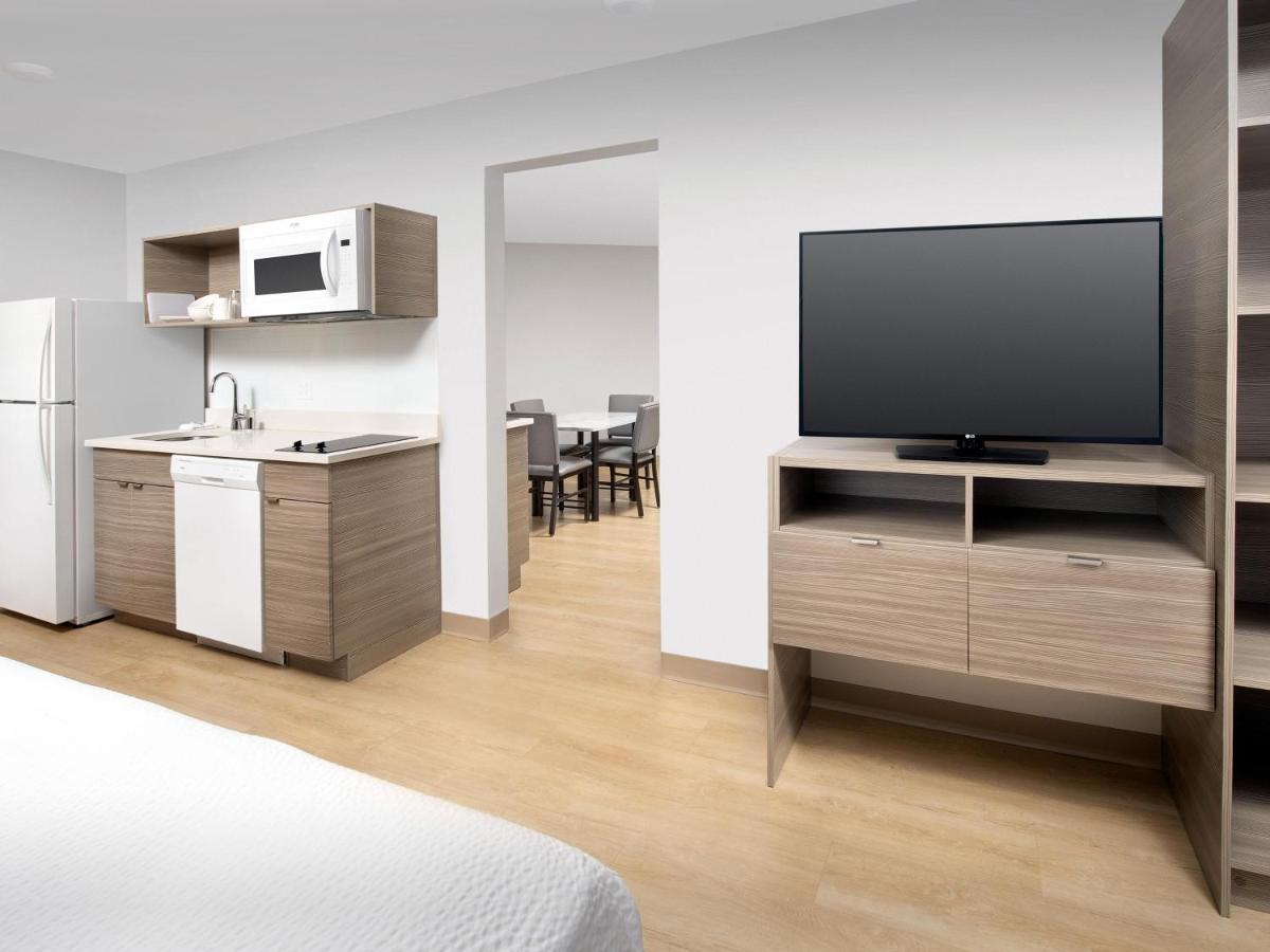 Standard Queen Room with Three Queen Beds - Non-Smoking at WoodSpring Suites Seattle Tukwila