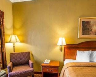 Room #49170106 at Quality Inn Goodlettsville