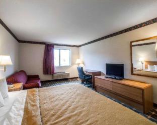 Room #48984309 at Quality Inn & Suites Caseyville - St. Louis