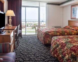 Room #5922408 at Seaview Hotel