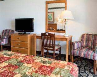 Room #5922410 at Seaview Hotel