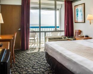 Room #5922410 at Seaview Hotel