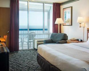 Room #5922410 at Seaview Hotel