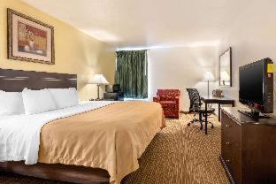 Room #48933508 at Quality Inn & Suites Limon