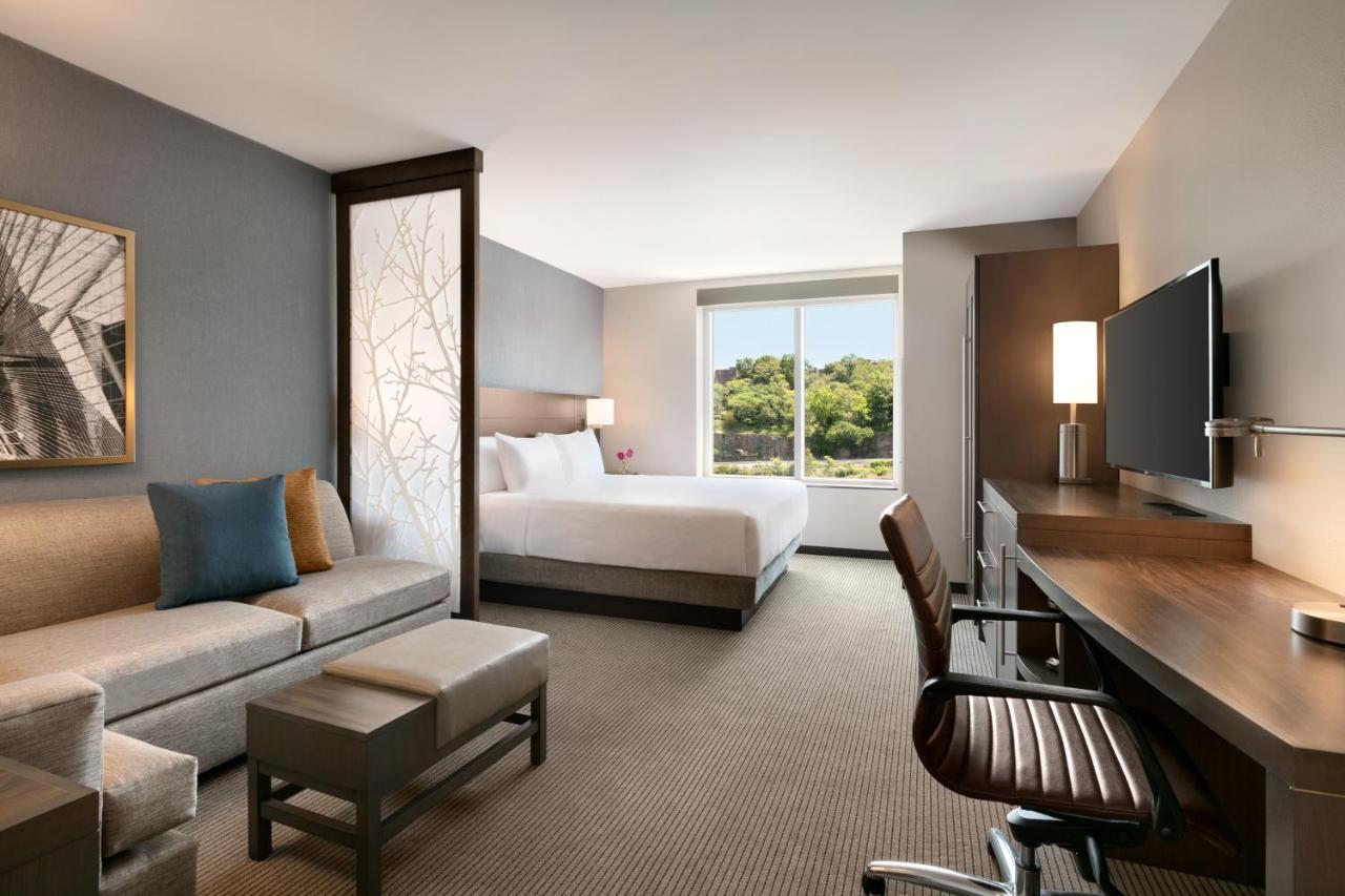 King Room (plus sofa bed) at Hyatt Place Fort Lee / George Washington Bridge