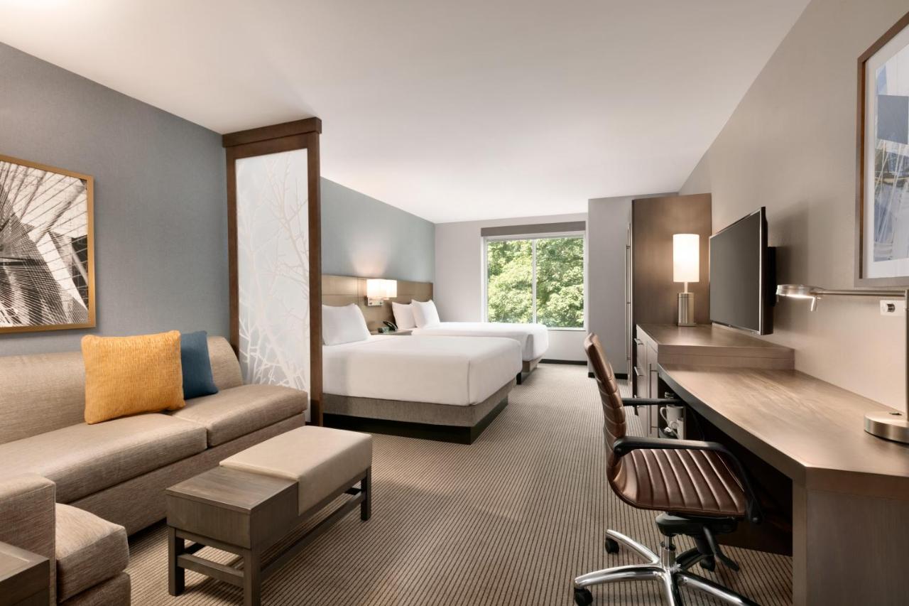 Queen Room with Two Queen Beds at Hyatt Place Fort Lee / George Washington Bridge