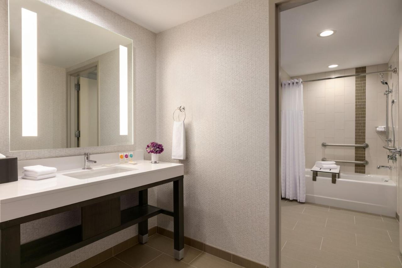 King Suite Ada With Shower at Hyatt Place Fort Lee / George Washington Bridge