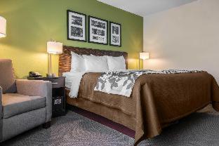 Room #173277904 at Sleep Inn & Suites Marshall - University Area