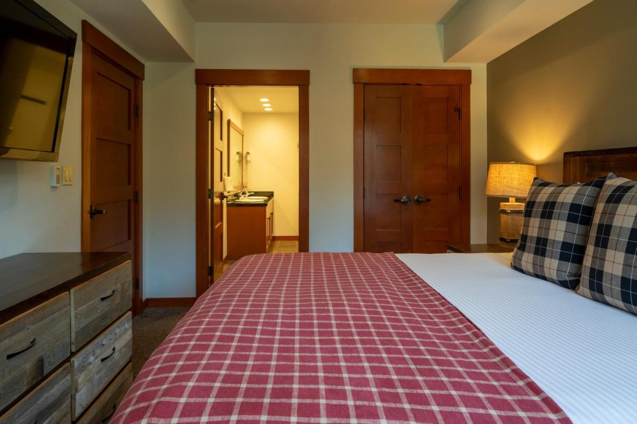 Three-Bedroom Condo at The Village Lodge