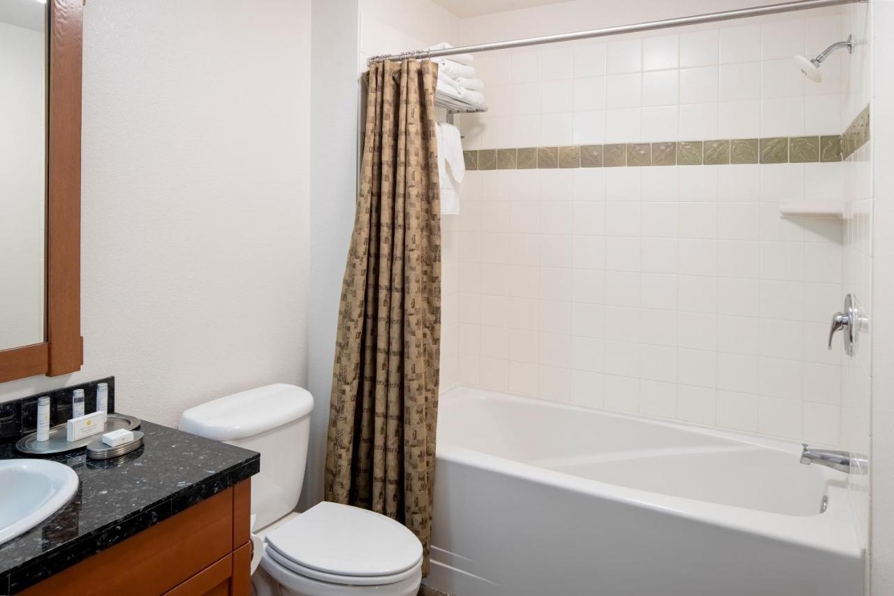 Three-Bedroom Condo at The Village Lodge