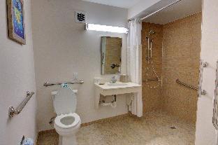 Room #18574346 at Guy Harvey Resort on St Augustine Beach