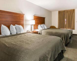 Room #48868227 at Quality Inn Cullman I-65 Exit 310