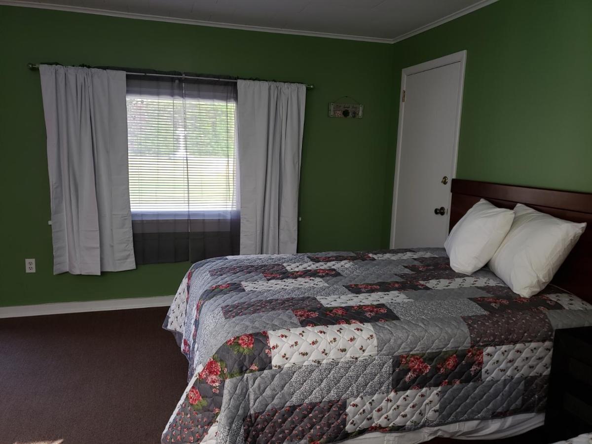 | Blue Ridge Motel
