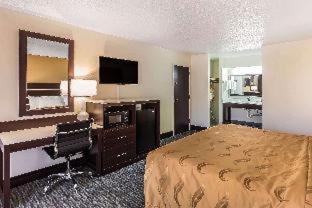 Room #126753313 at Quality Inn South Boston - Danville East