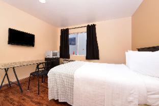 Room #5847103 at Valued Stay Madison