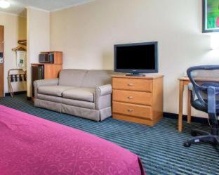 Room #48986406 at Quality Inn Ottawa near Starved Rock State Park