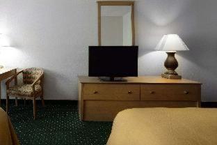 Room #48985807 at Quality Inn and Suites Springfield Southwest near I-72