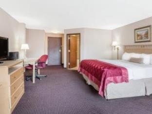 Room #109342123 at Pottsville Inn
