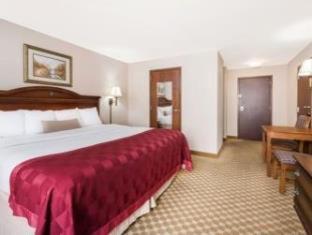Room #109342123 at Pottsville Inn