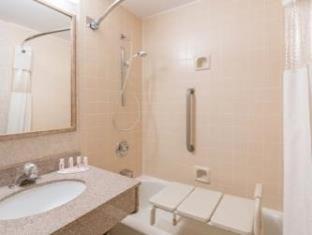 Room #109342123 at Pottsville Inn