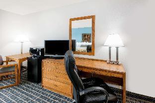 Room #52784016 at Baymont by Wyndham Marshalltown