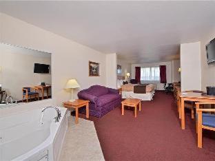 Room #125691323 at Best Western Plus Sparta Trail Lodge