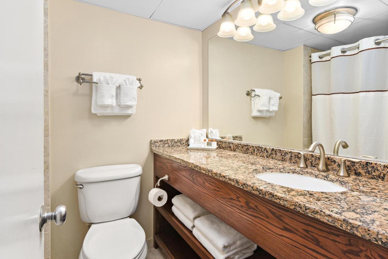 | Brighton Suites Hotel