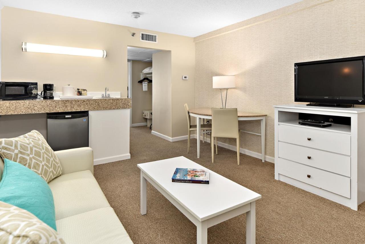 | Brighton Suites Hotel