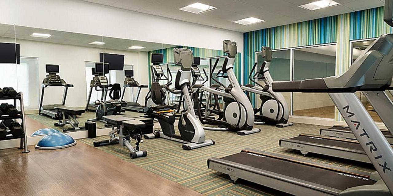 | Holiday Inn Express & Suites - Bardstown, an IHG Hotel