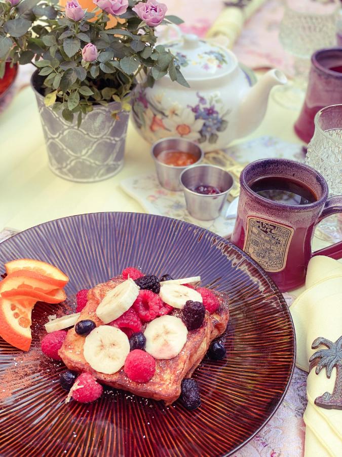 | Sabal Palm House Bed and Breakfast