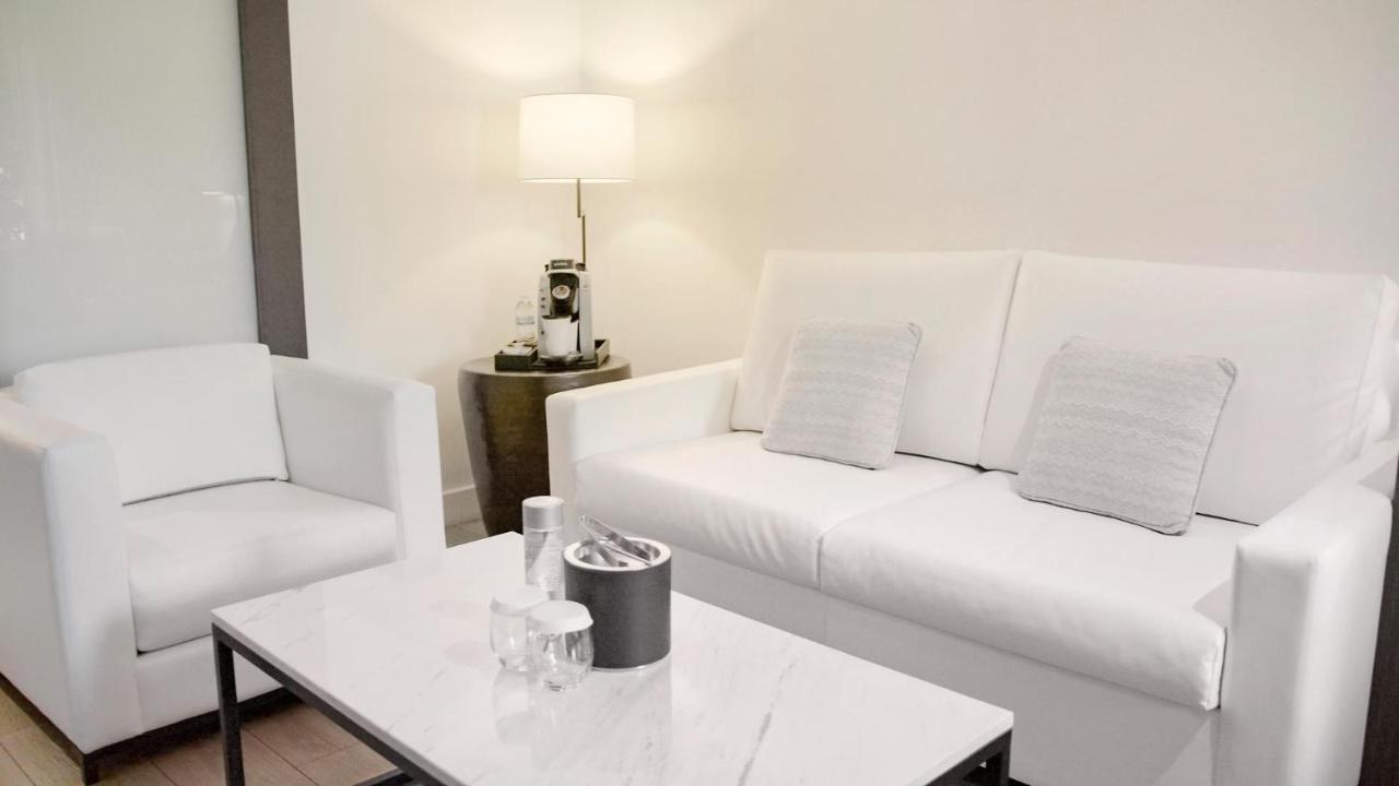 King Suite at The Nest Hotel Palo Alto