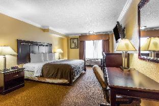 Room #5733320 at Quality Inn & Suites Bell Gardens - Los Angeles