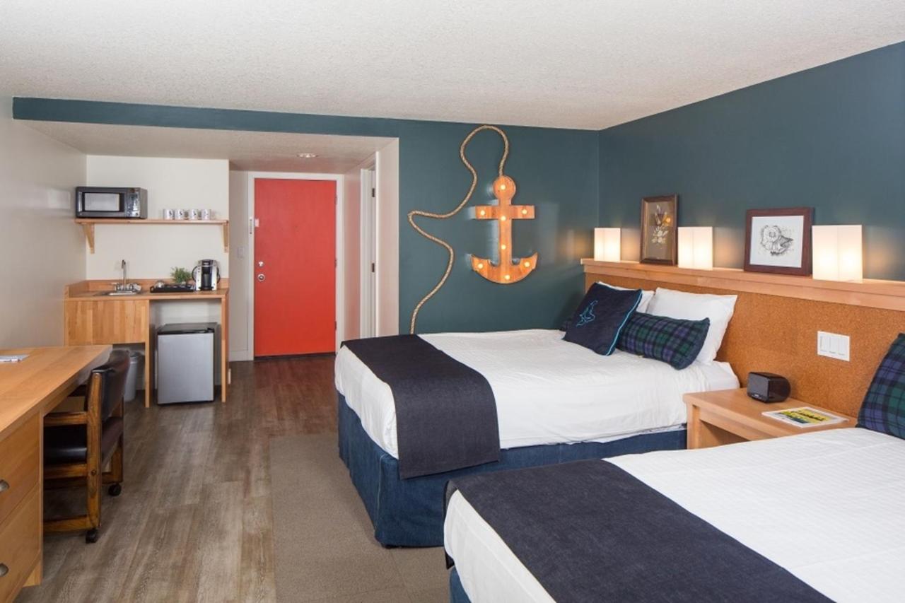 | Surftides Hotel