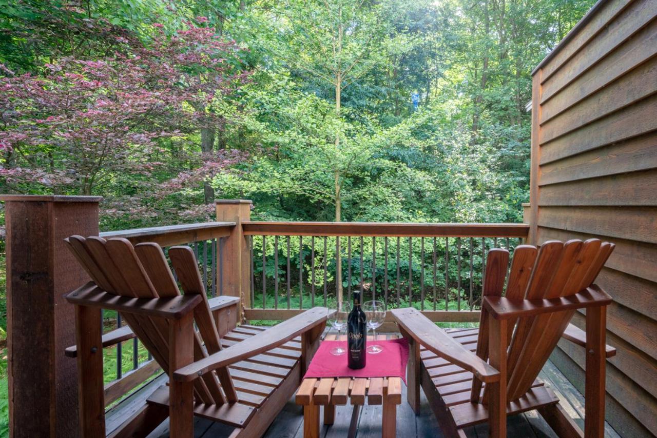 | Pigeon Creek Inn - Adults Only