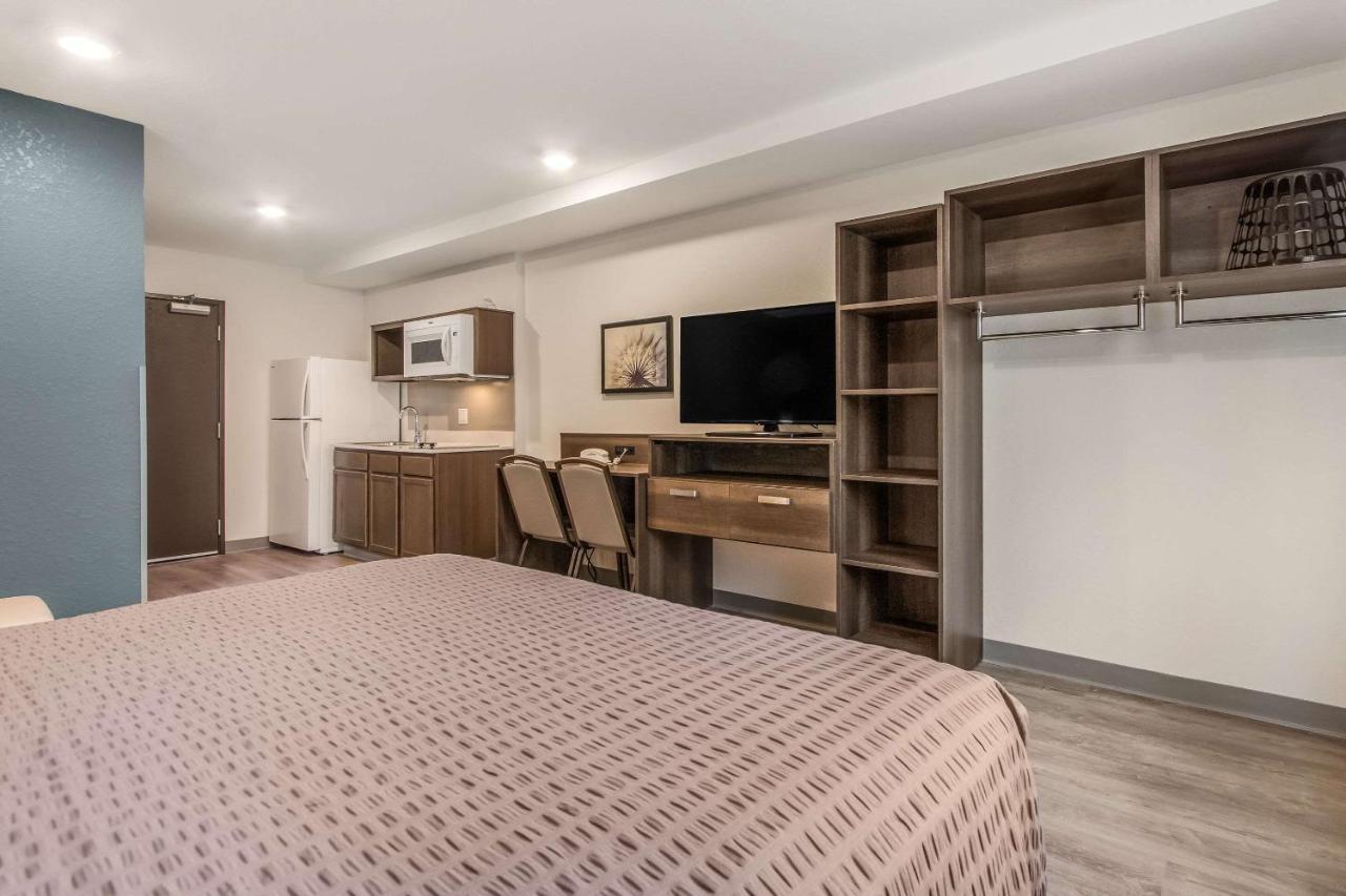 Standard Queen Room with Sofa Bed - Non-Smoking at WoodSpring Suites Doral Miami Airport