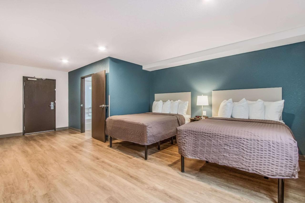 Double Room with Two Double Beds - Accessible/Non-Smoking at WoodSpring Suites Doral Miami Airport