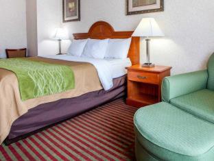 Room #32875410 at Clarion Pointe Racine - Mount Pleasant