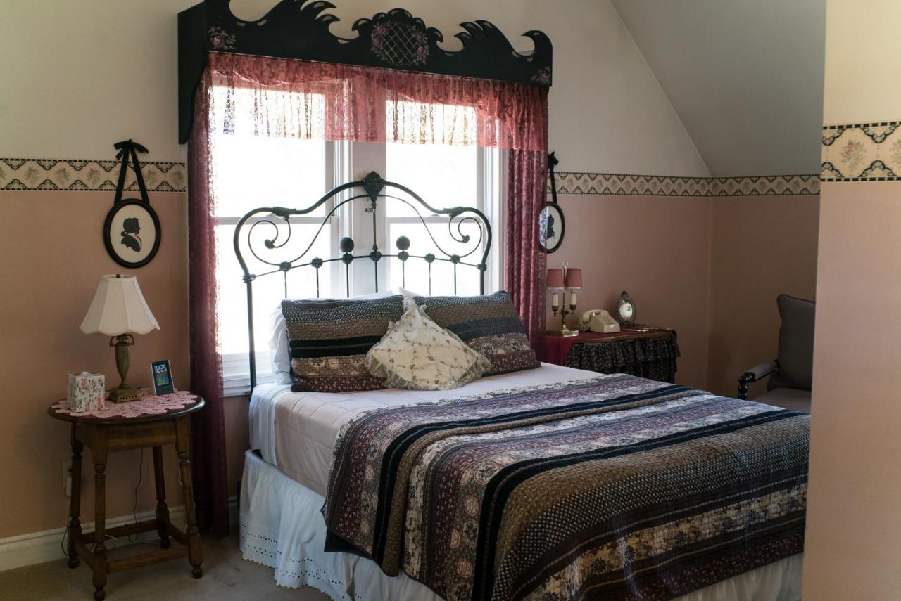  | The Mulberry Inn -An Historic Bed and Breakfast