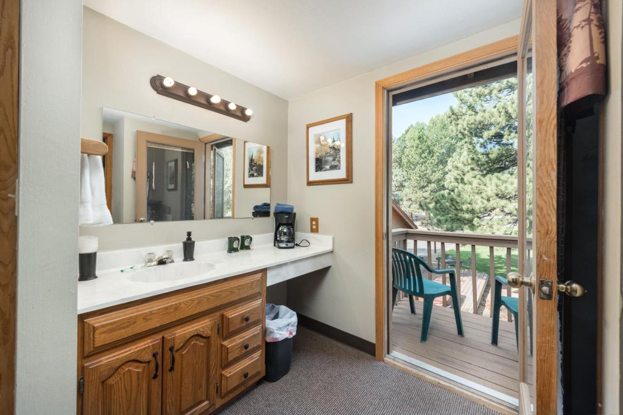  | 4 Seasons Inn on Fall River