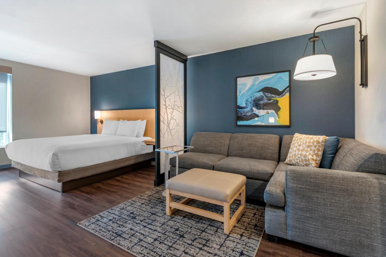 King Studio with Sofa Bed at Hyatt Place Indianapolis Carmel