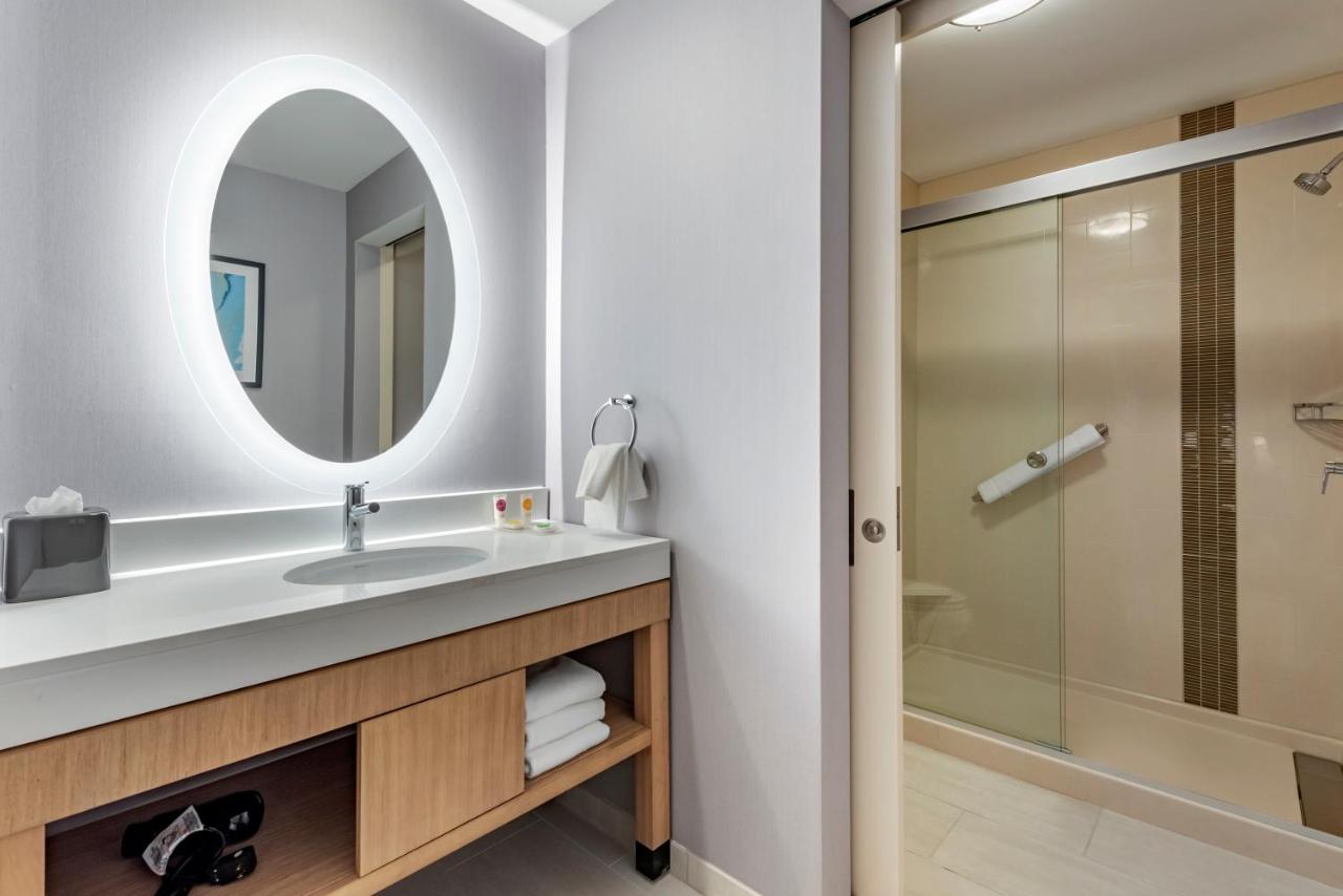 King Suite at Hyatt Place Indianapolis Carmel