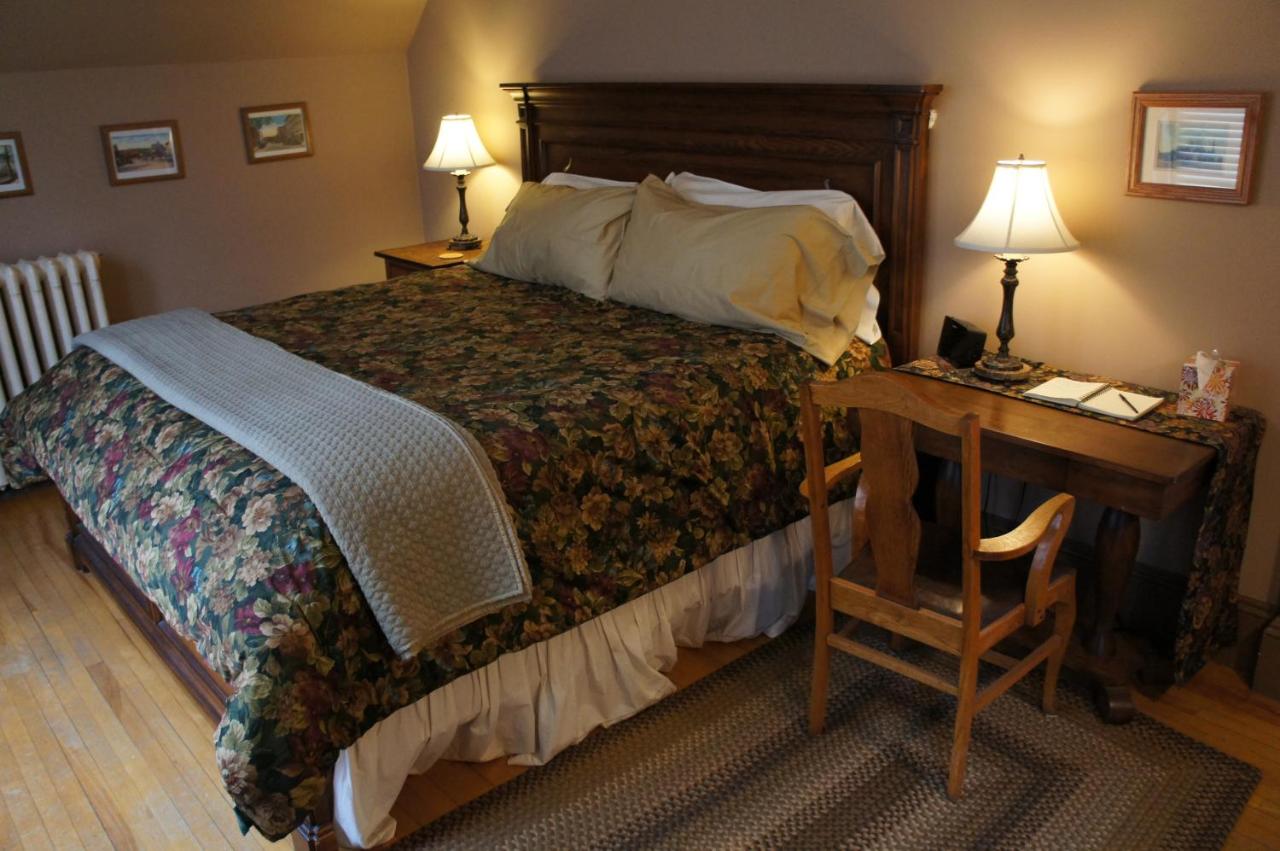| Maplecroft Bed & Breakfast