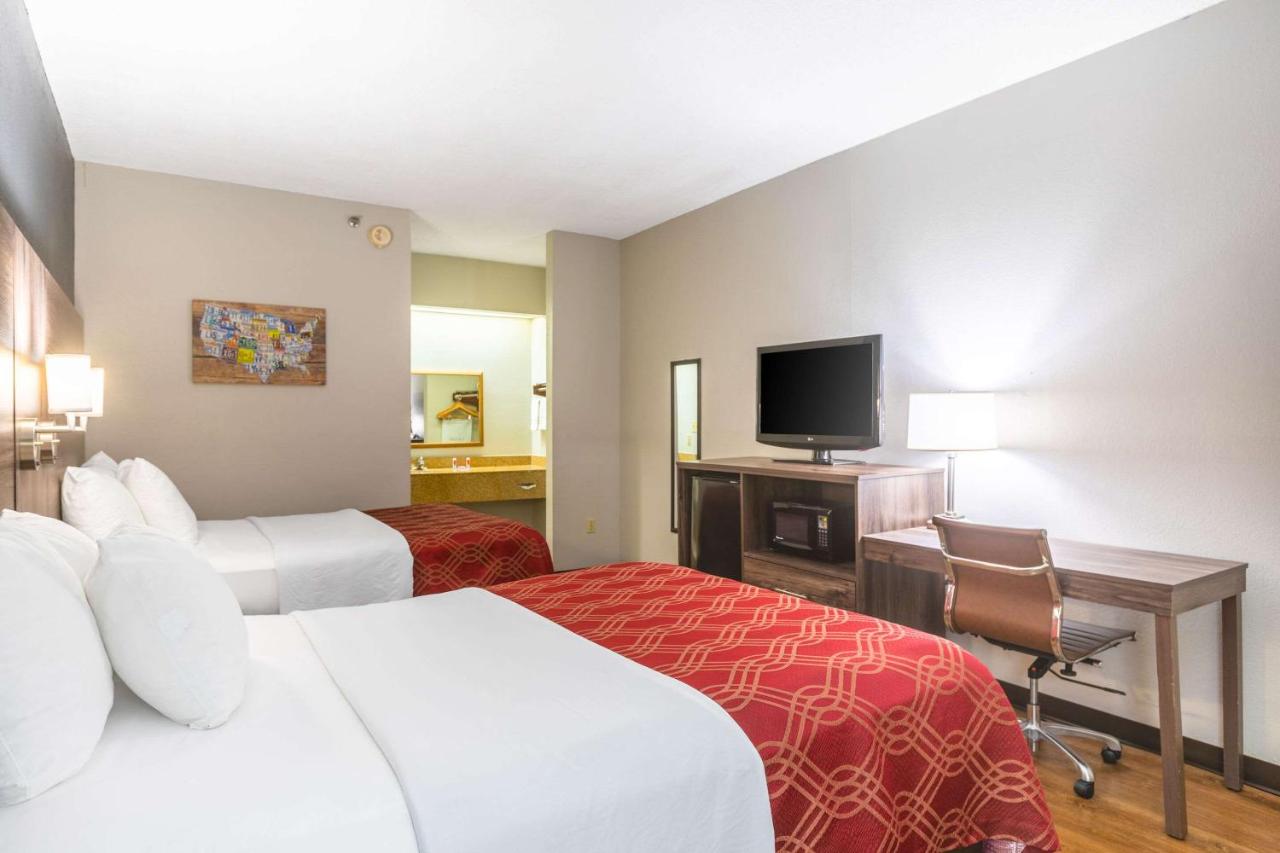  | Royal Palms Inn
