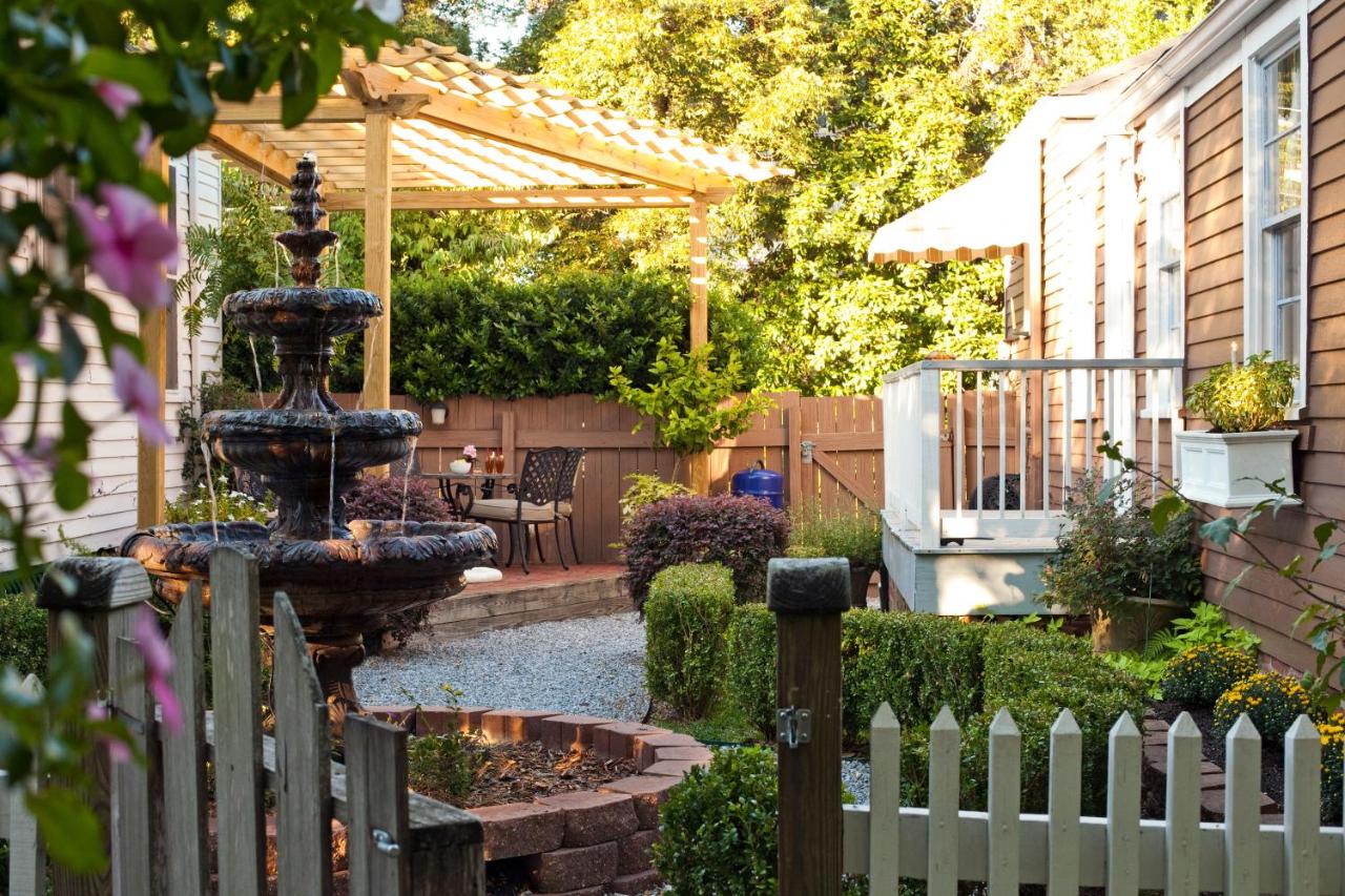  | Devereaux Shields House