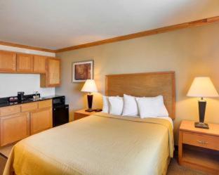 Room #24412907 at Quality Inn DFW Airport North