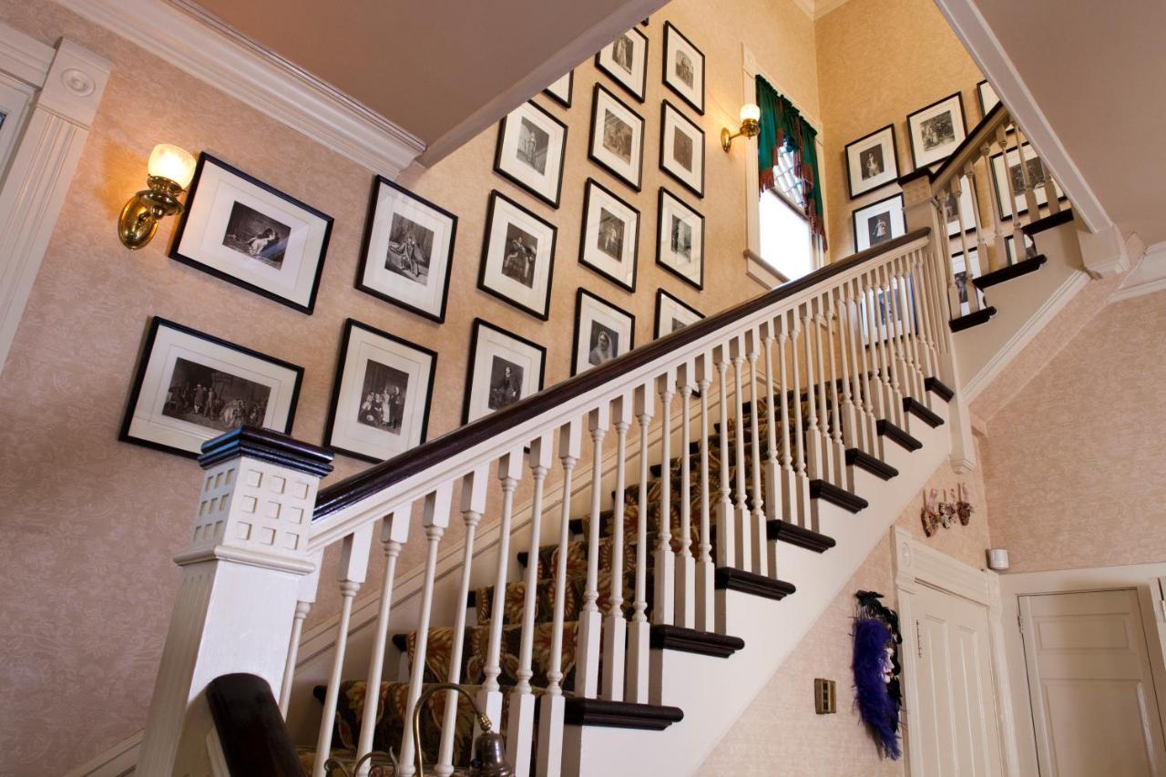  | Devereaux Shields House