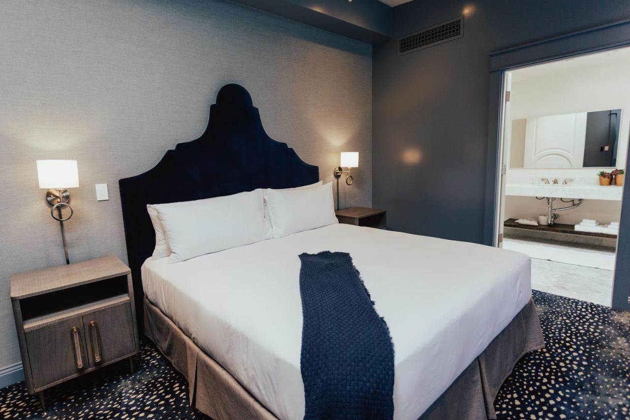 Superior King Room at The Winston Solvang